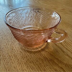 Federal Glass Normandie "Bouquet and Lattice" Pink Depression Glass Teacup.